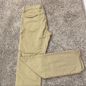 Lucky Brand Khakis. Size 32 x 32. Great condition.